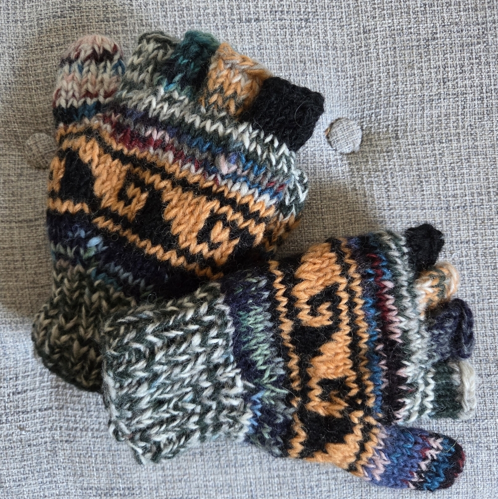 Colorful Knit Gloves